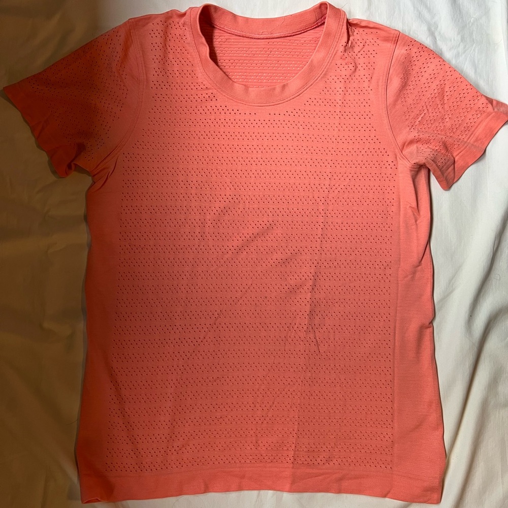 Lululemon Breeze By short sleeve shirt